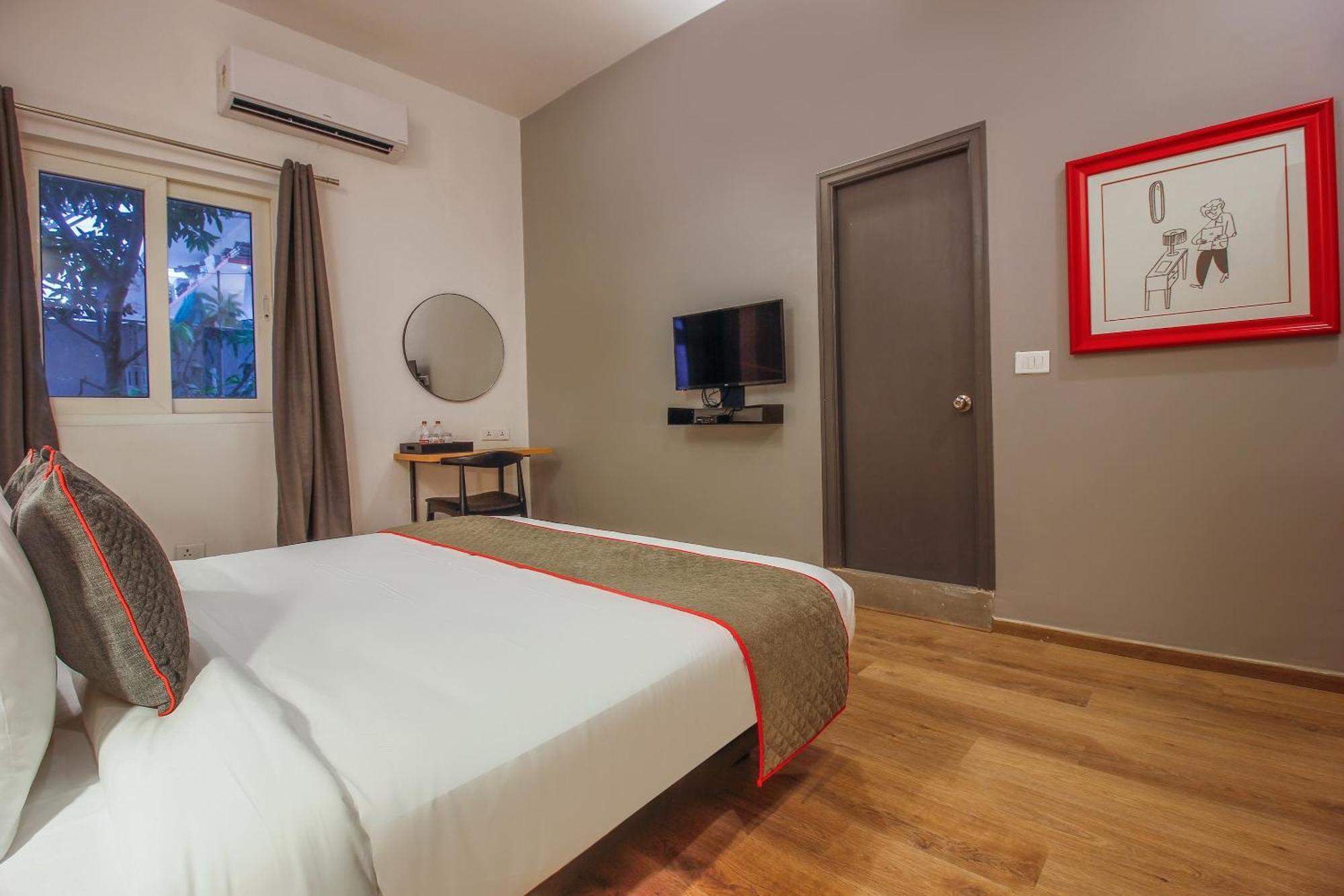 Готель Townhouse White Ridge Shivam Road Lalaguda Екстер'єр фото